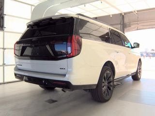 Used 2025 Ford Expedition Max Platinum w/ Stealth Appearance Package AWD/4WD image 6