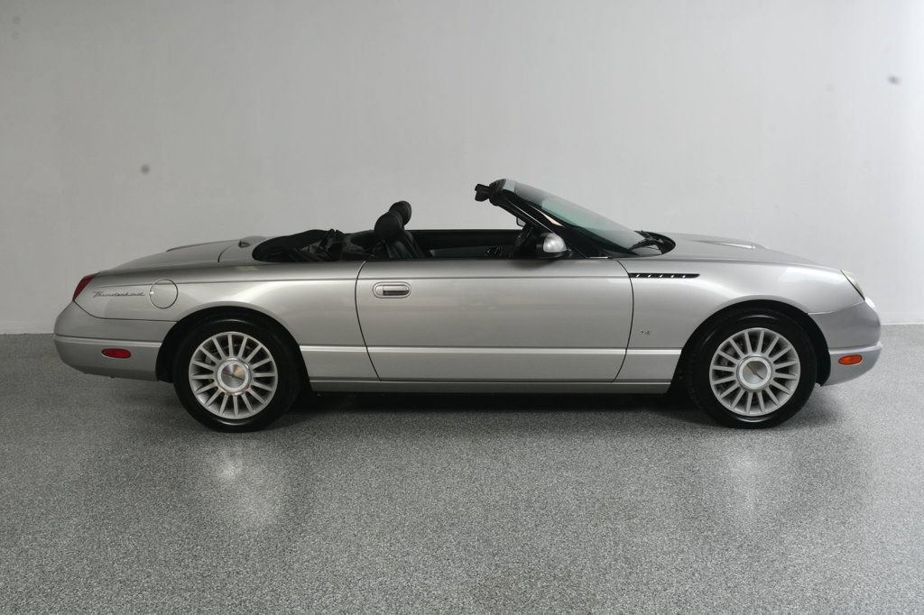 Used 2004 Ford Thunderbird RWD image 23