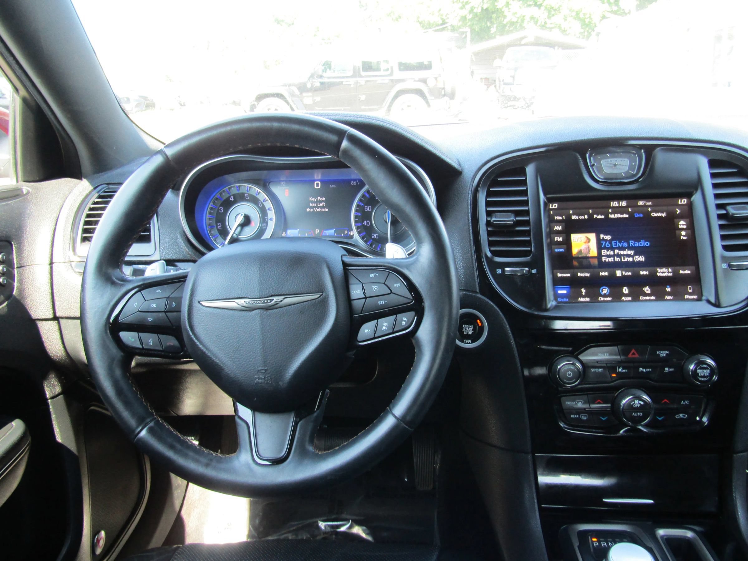 Used 2018 Chrysler 300 S w/ Safetytec Plus Group AWD/4WD image 19