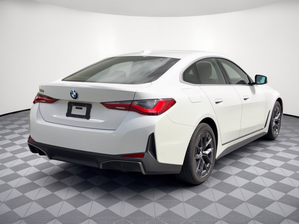 Used 2024 BMW i4 xDrive40i w/ Premium Package AWD/4WD image 9