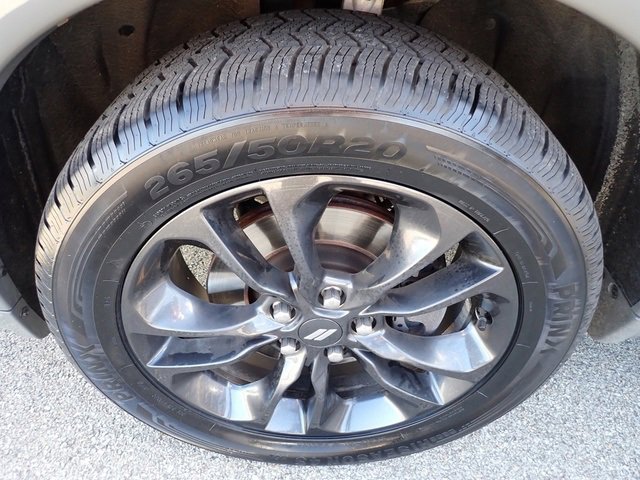 Used 2021 Dodge Durango SXT image 11