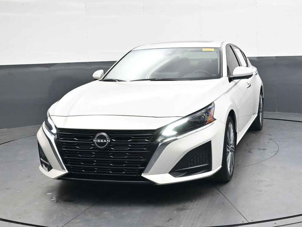 Used 2023 Nissan Altima 2.5 SL image 9