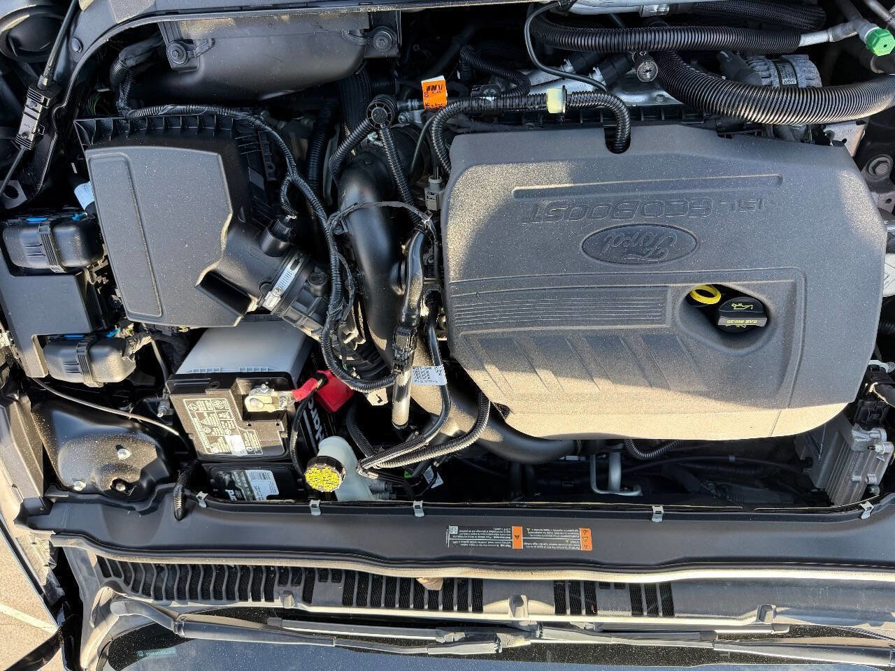 Used 2018 Ford Fusion SE FWD image 15