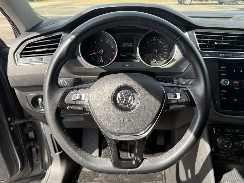 Used 2019 Volkswagen Tiguan SE image 13