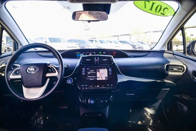 Used 2017 Toyota Prius Three image 13