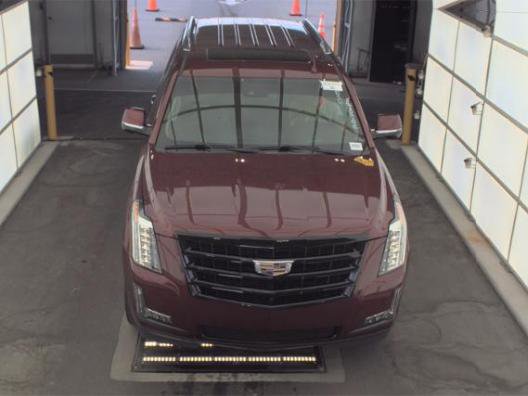 Used 2020 Cadillac Escalade Luxury w/ Escalade Sport Edition AWD/4WD image 3