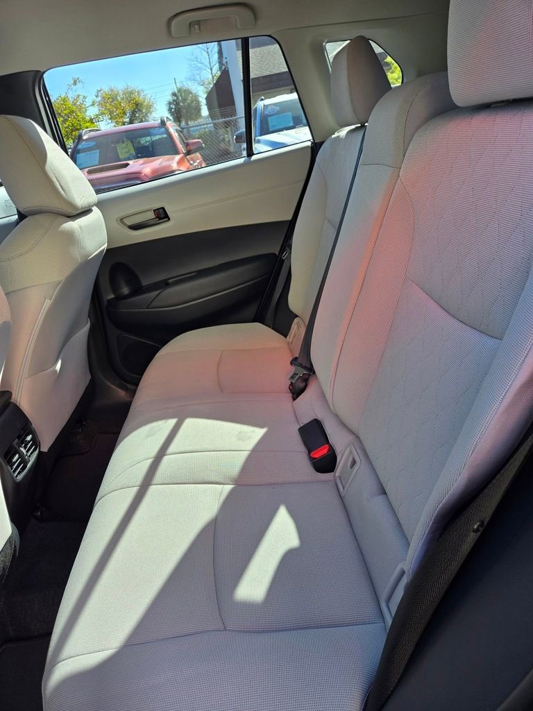 Used 2024 Toyota Corolla Cross L image 33