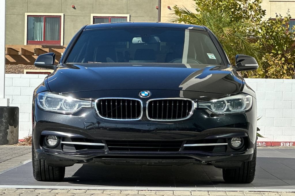 Used 2018 BMW 330i Sedan w/ Premium Package RWD image 8