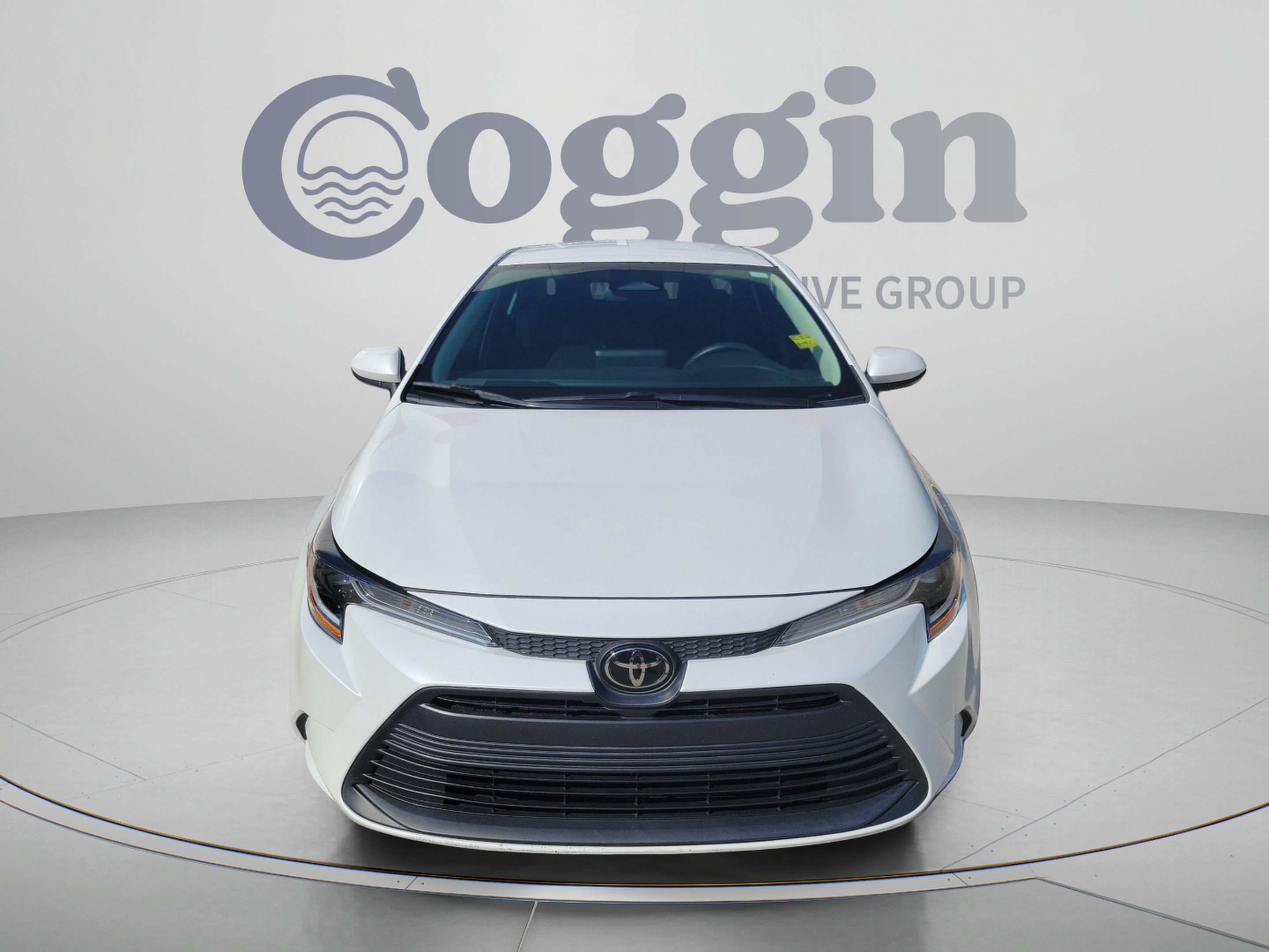 Used 2024 Toyota Corolla LE FWD image 11