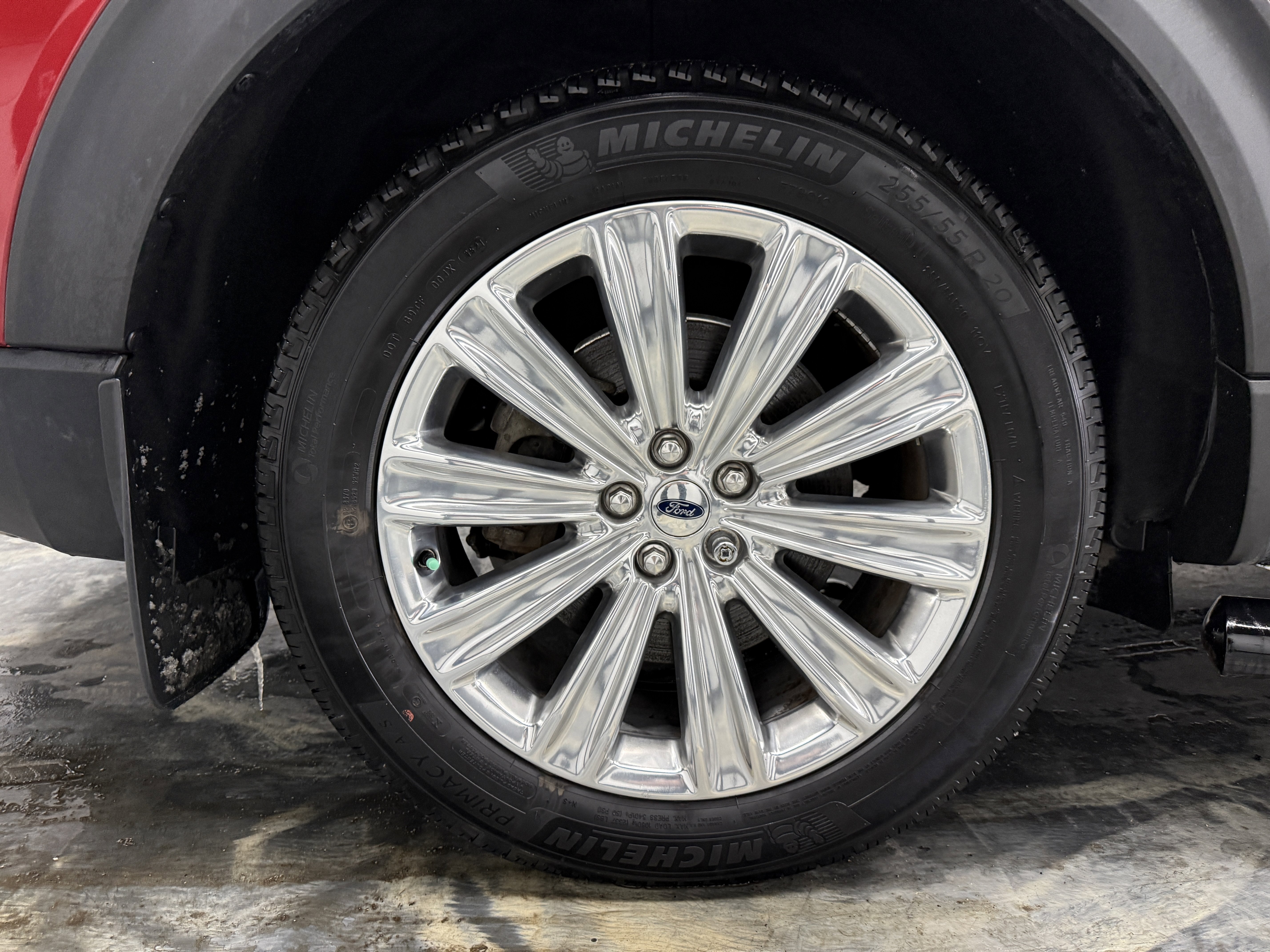 Used 2021 Ford Explorer Limited image 31