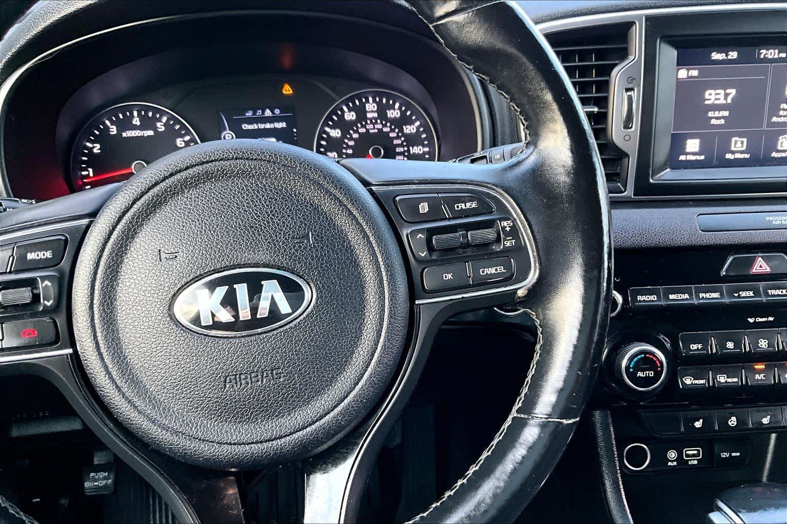 Used 2018 Kia Sportage EX w/ EX Premium Package AWD/4WD image 25