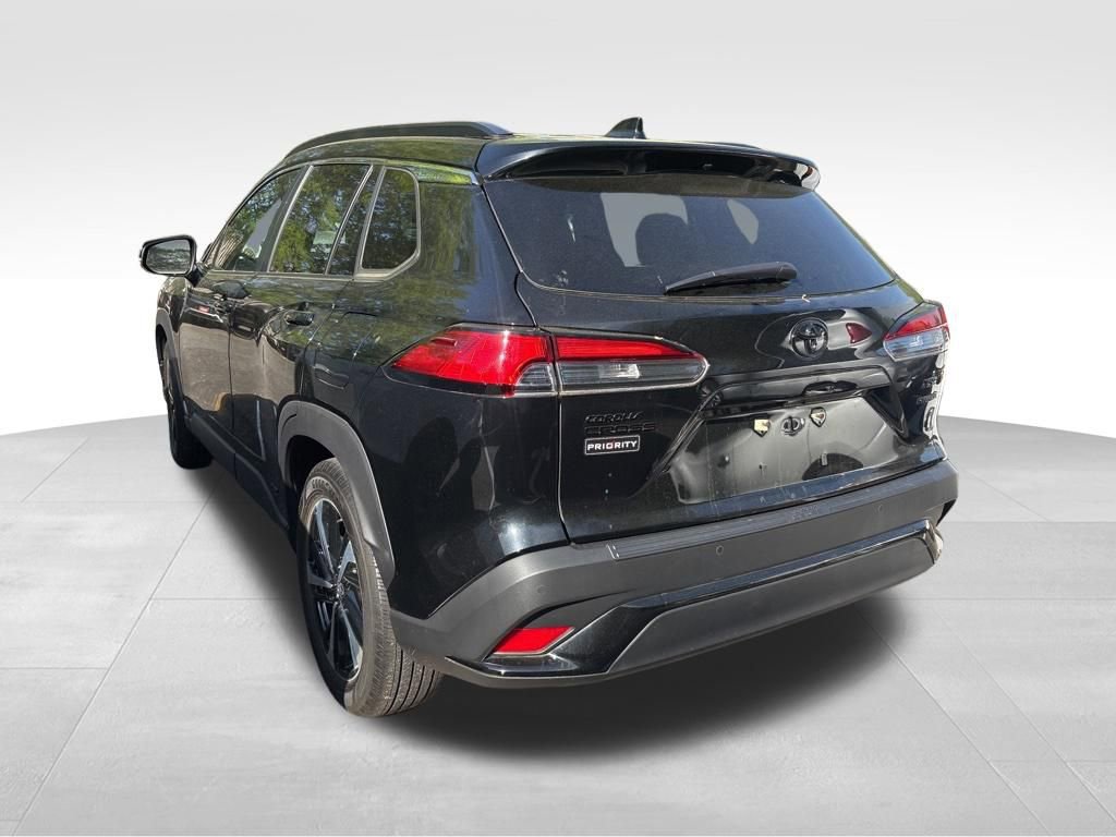 Used 2023 Toyota Corolla Cross XSE w/ Convenience Package image 16