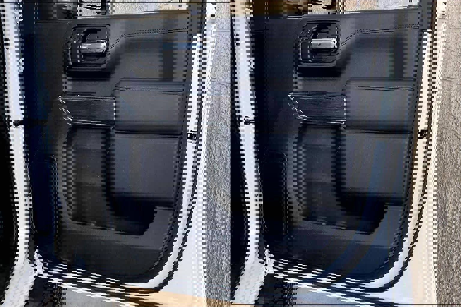 Used 2021 Chevrolet Silverado 2500 LTZ w/ LTZ Plus Package image 21