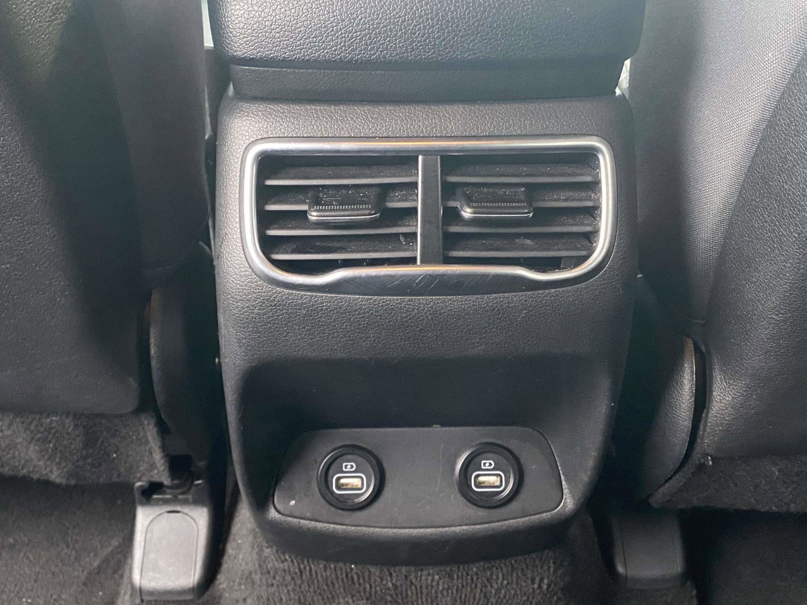 Used 2021 Hyundai Santa Fe SEL w/ Convenience Package image 12