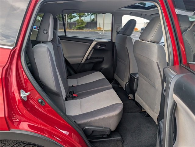 Used 2015 Toyota RAV4 XLE image 13