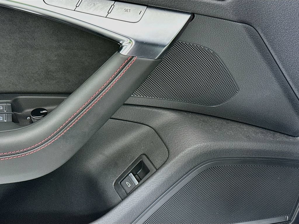 Used 2025 Audi S6 Prestige w/ Prestige Package AWD/4WD image 21