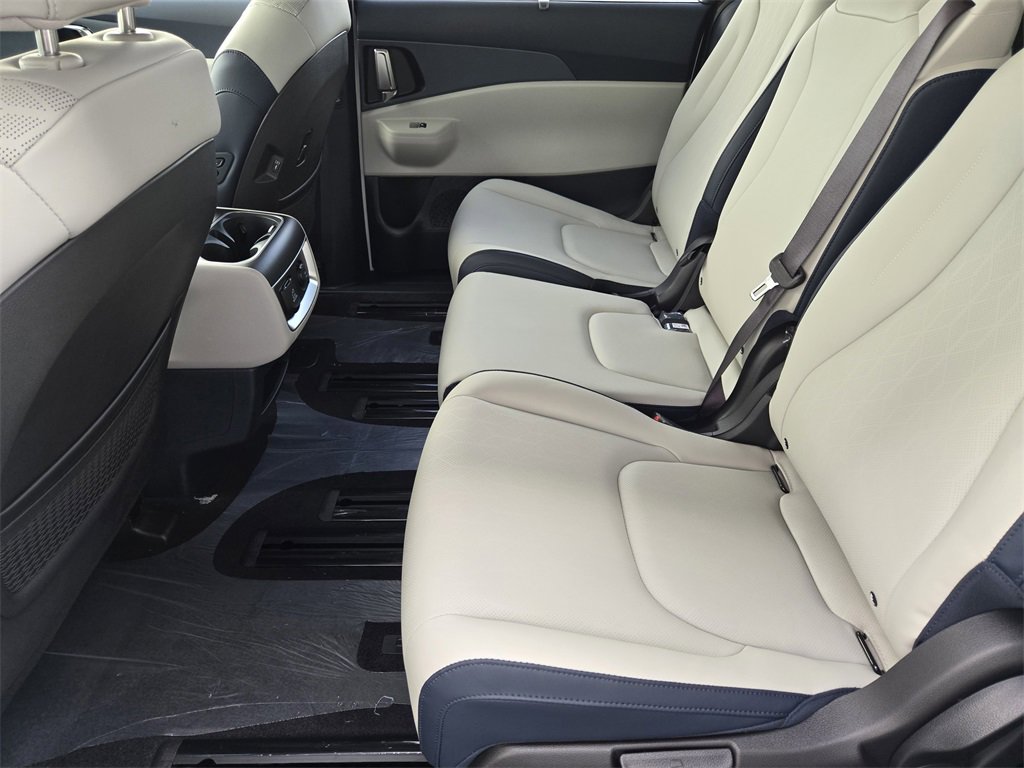 New 2026 Kia Carnival SX image 21
