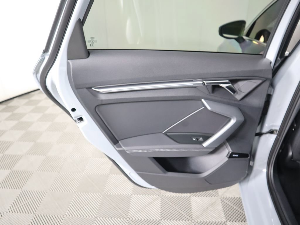 Used 2025 Audi A3 2.0T Premium Plus w/ Premium Plus Package image 27