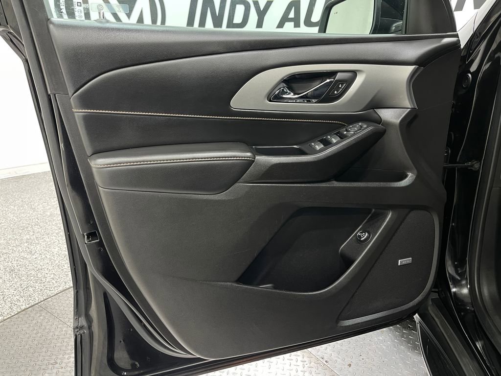 Used 2021 Chevrolet Traverse RS w/ LPO, 'HIT The Road' Package image 14