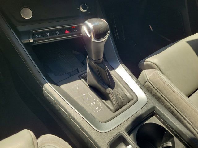 Used 2020 Audi Q3 2.0T Premium Plus w/ Premium Plus Package image 28