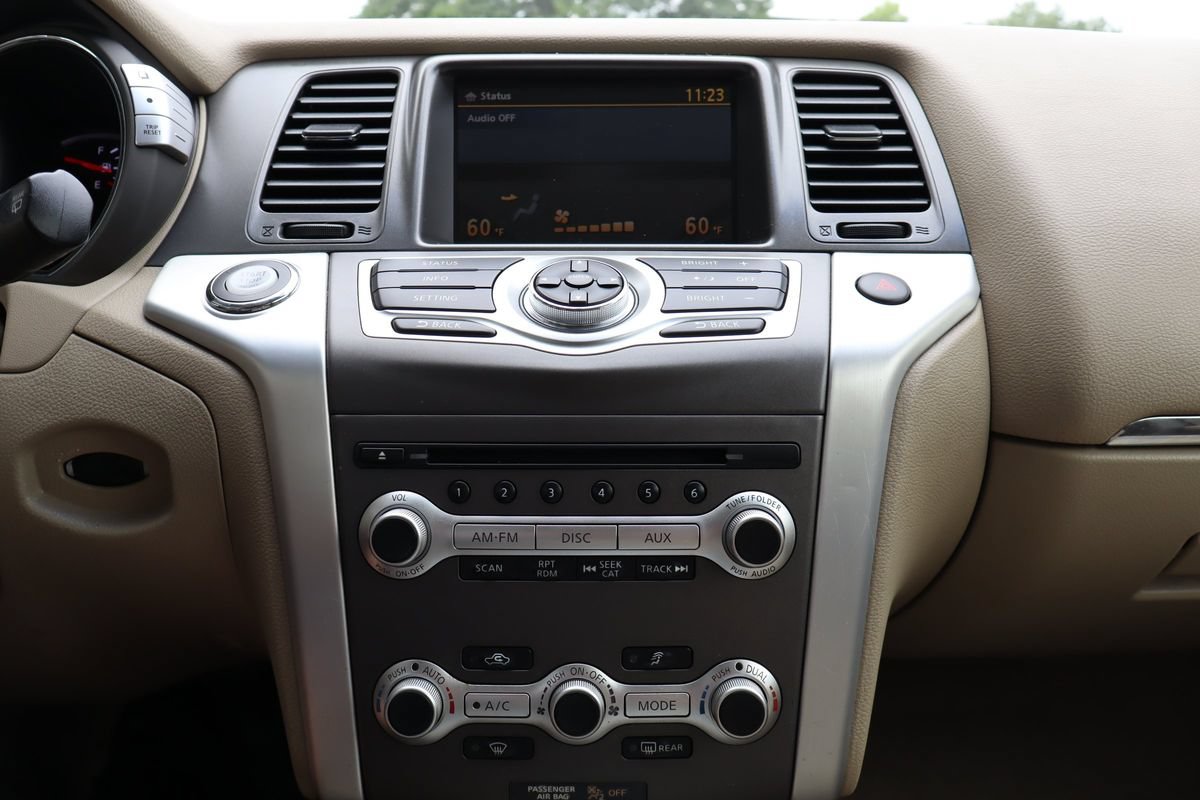 Used 2012 Nissan Murano SV AWD/4WD image 35