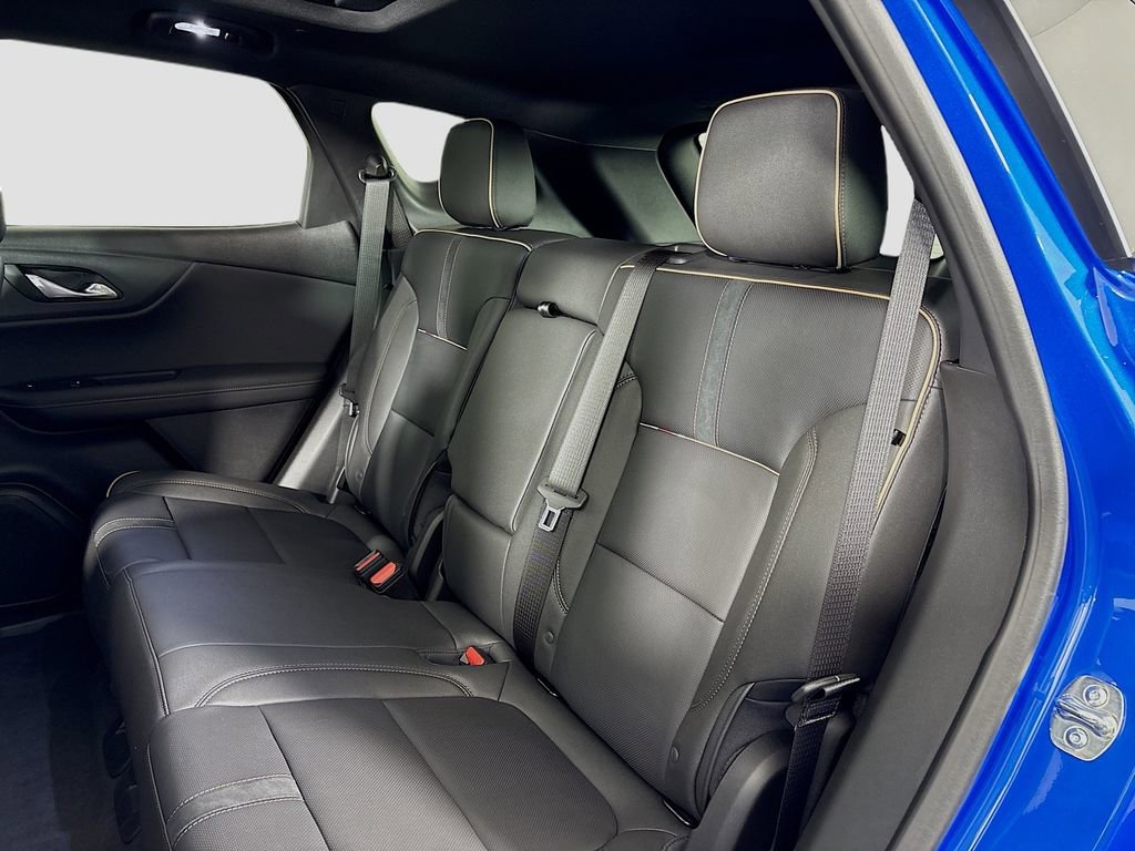 Certified 2025 Chevrolet Blazer Premier w/ Driver Confidence II Package AWD/4WD image 30