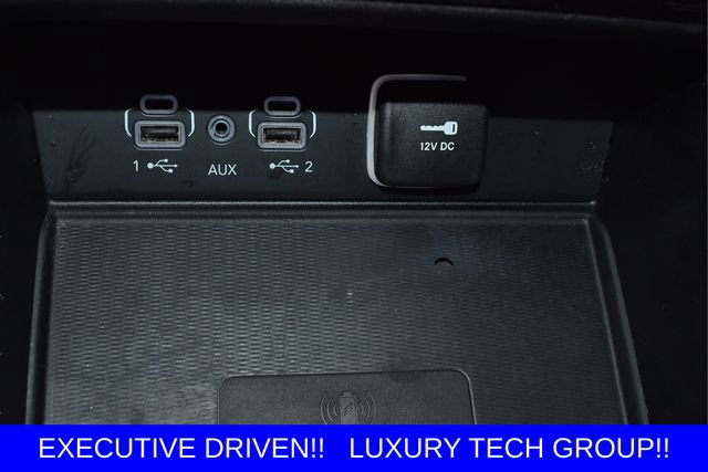 Used 2023 Jeep Grand Cherokee L Limited w/ Luxury Tech Group II AWD/4WD image 30