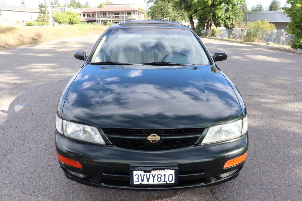 Used 1997 Nissan Maxima GXE FWD image 2