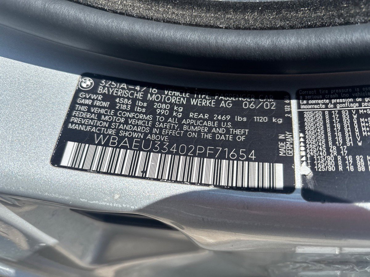 Used 2002 BMW 325xi Sedan AWD/4WD image 13