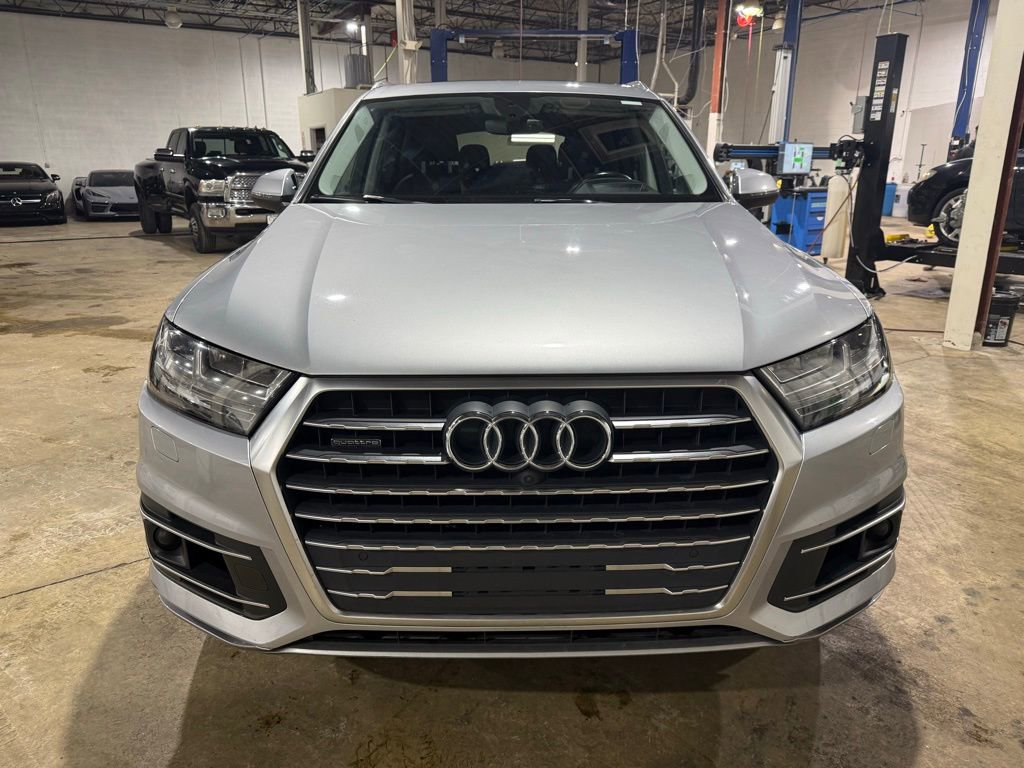 Used 2018 Audi Q7 3.0T Prestige w/ Prestige Package image 2