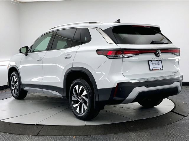 New 2026 Volkswagen Tiguan S AWD/4WD image 2