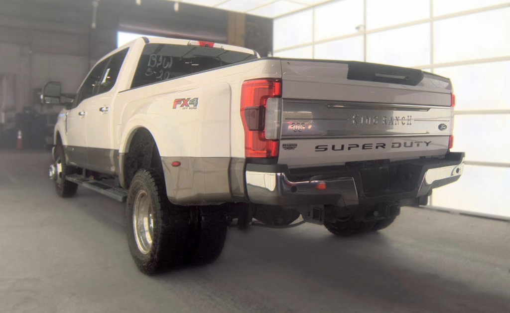 Used 2019 Ford F350 King Ranch w/ Chrome Package AWD/4WD image 2