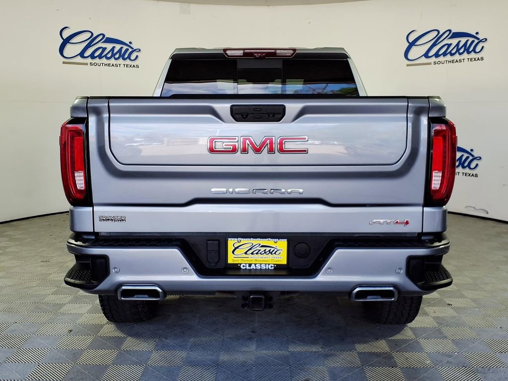 Used 2024 GMC Sierra 1500 AT4 w/ Technology Package image 4