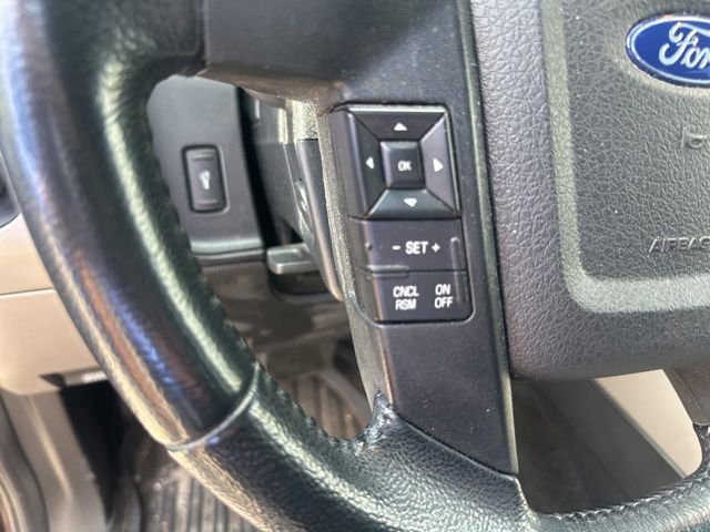 Used 2017 Ford Expedition XLT AWD/4WD image 19