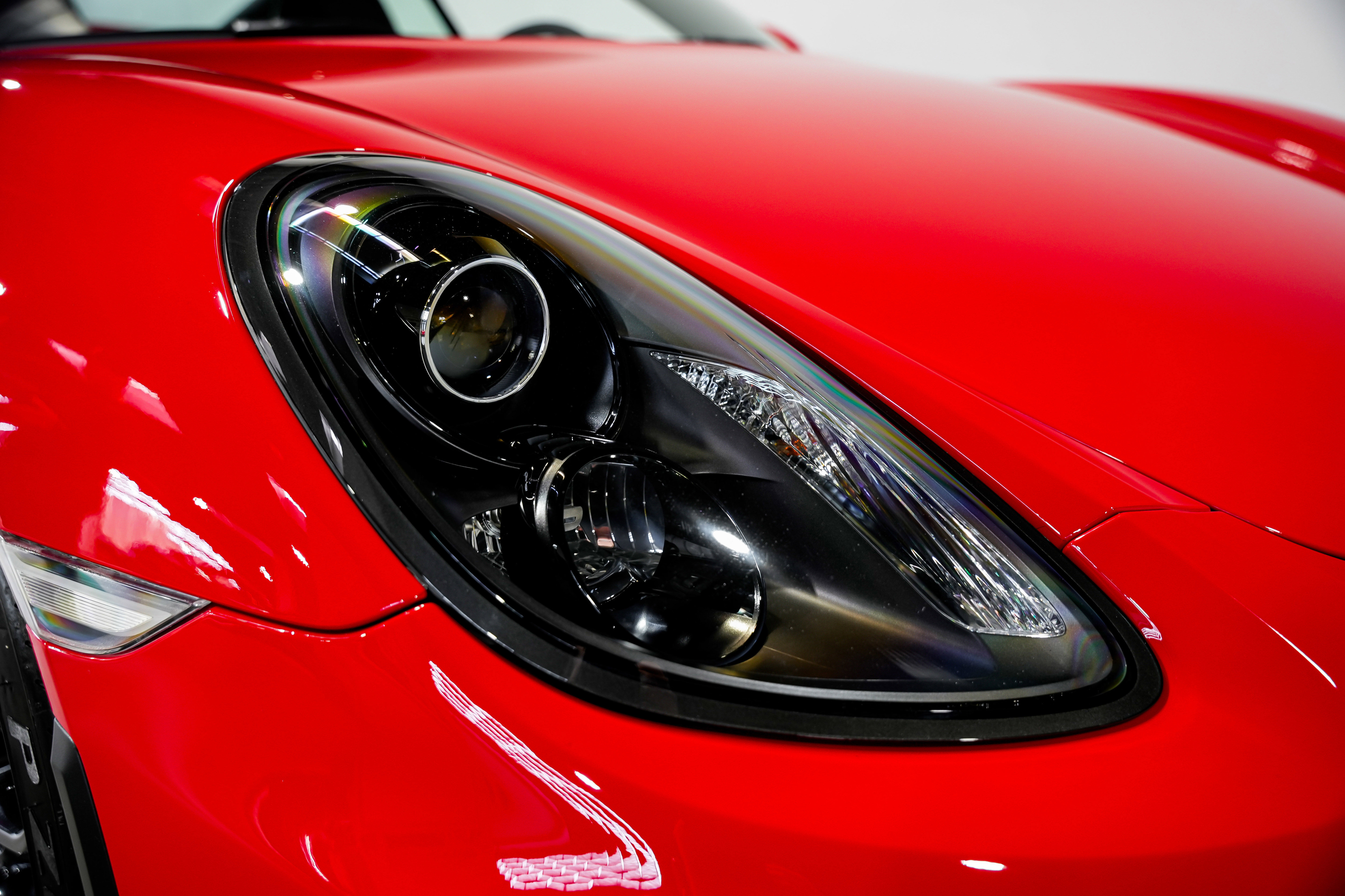 Used 2016 Porsche Cayman GT4 image 37