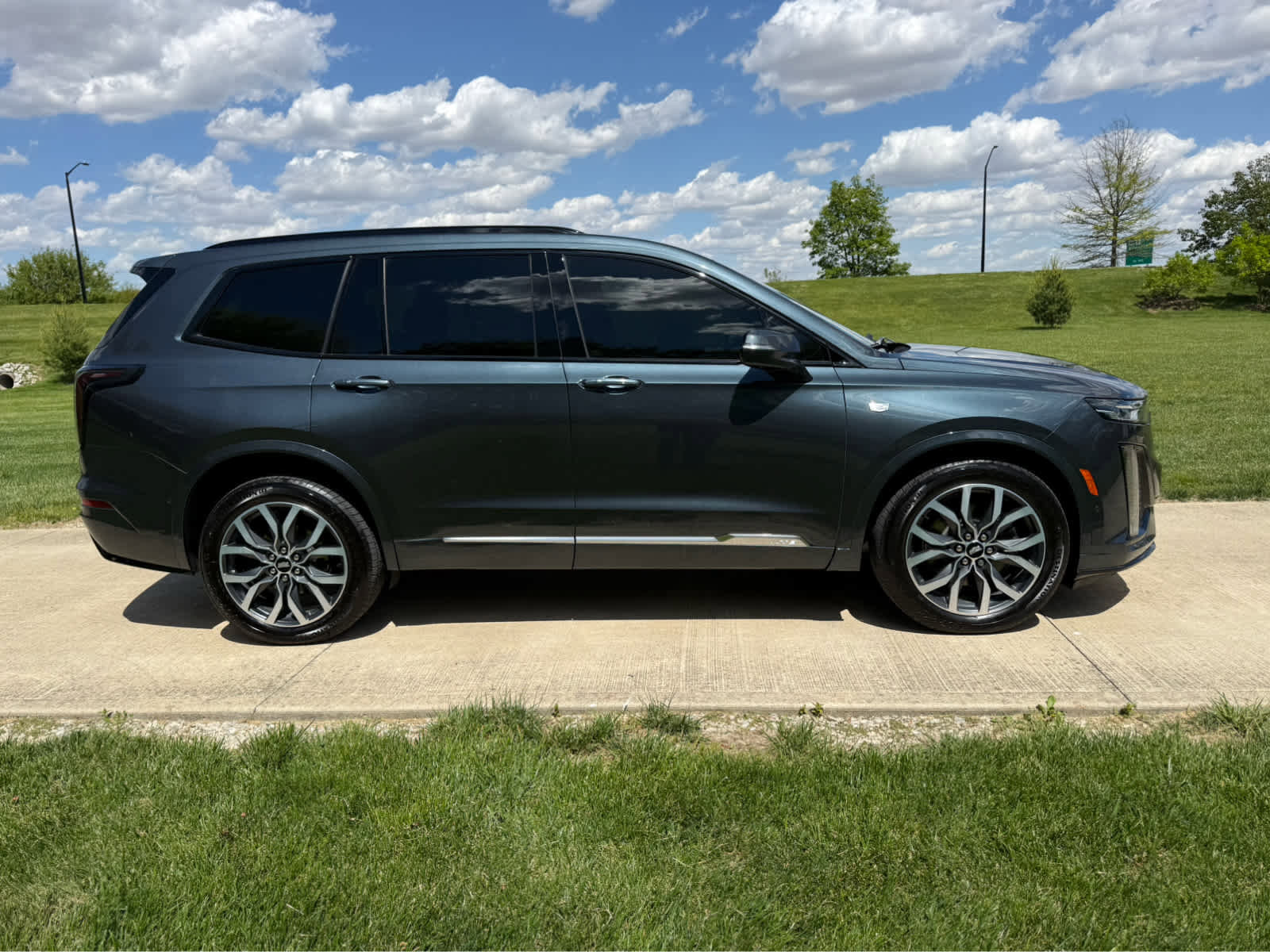 Used 2021 Cadillac XT6 Sport AWD/4WD image 7
