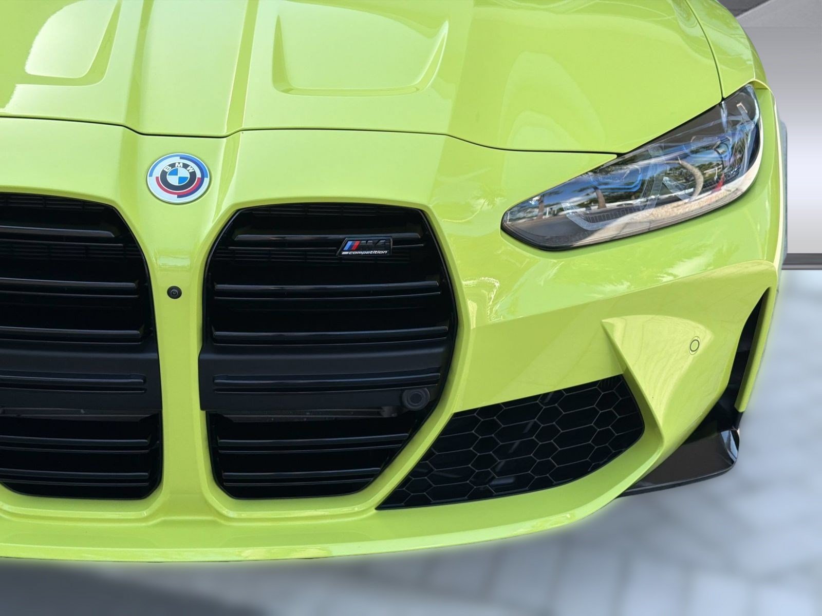 Used 2023 BMW M4 Competition w/ Executive Package RWD image 11