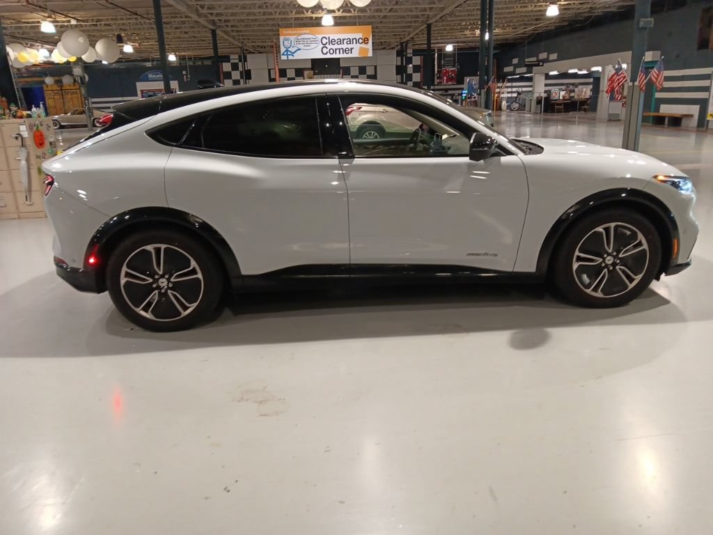 Used 2023 Ford Mustang Mach-E Premium AWD/4WD image 7