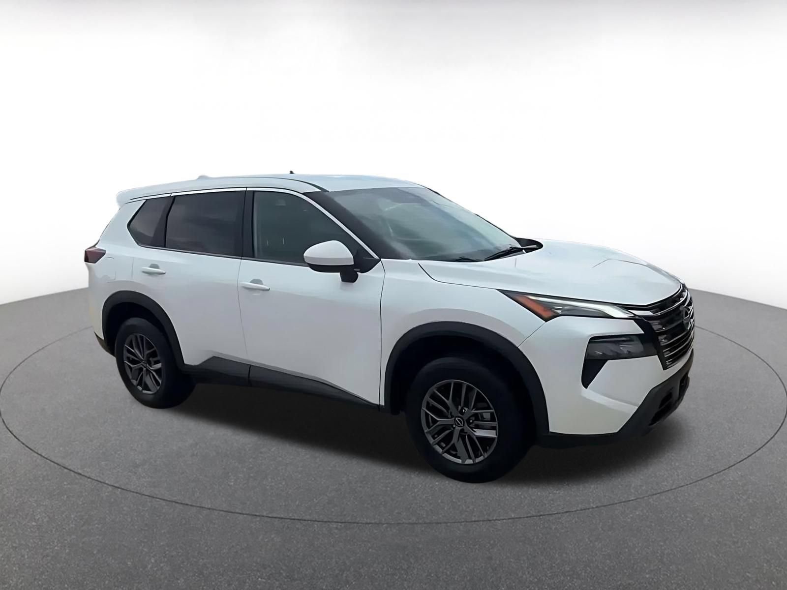 Used 2026 Nissan Rogue SV FWD video 2