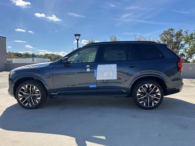 New 2026 Volvo XC90 T8 Ultra w/ Protection Package image 4