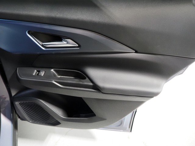 Used 2024 Chevrolet Equinox EV LT w/ LPO, Blackout Package image 64