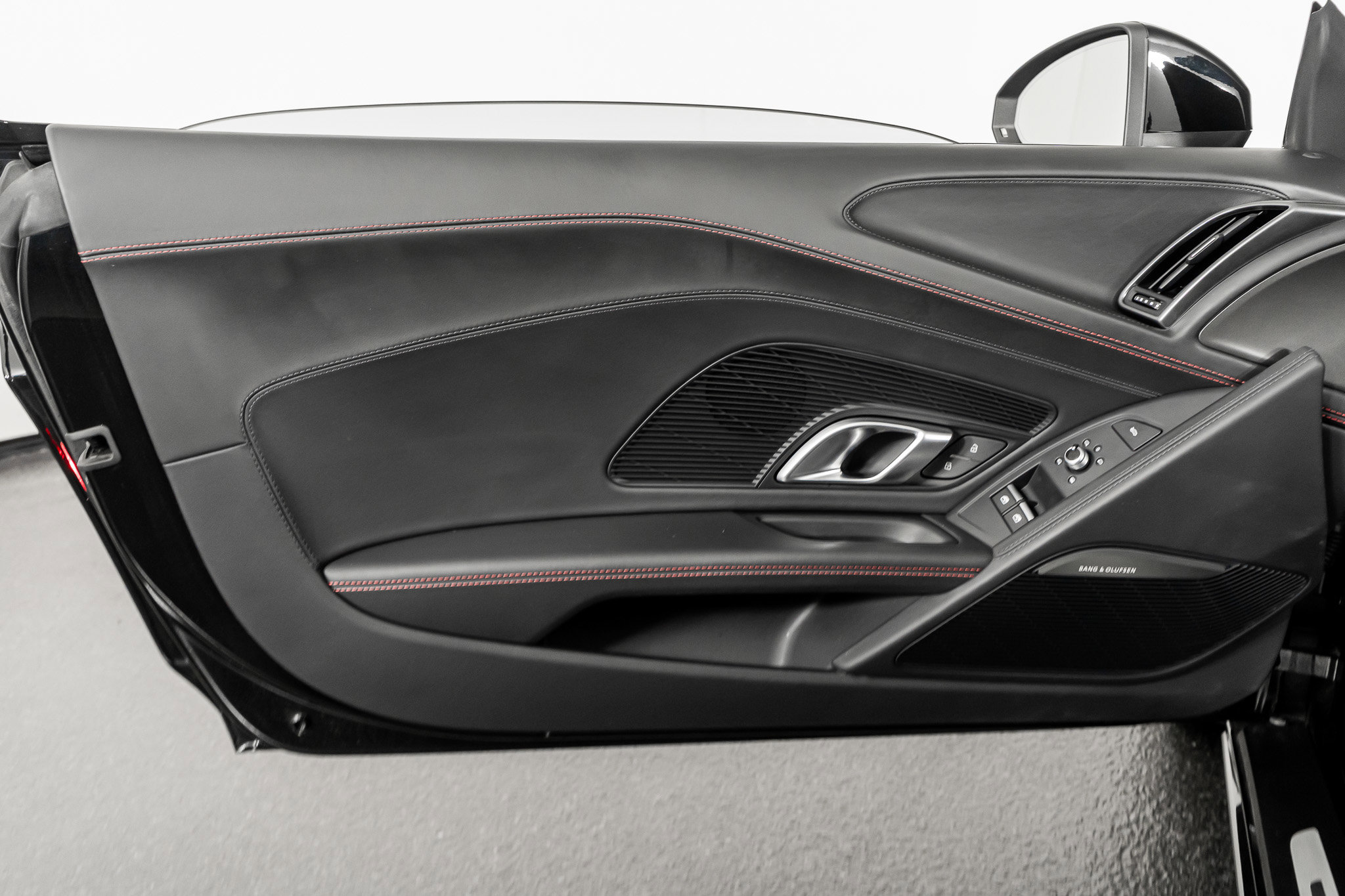 Used 2023 Audi R8 V10 performance image 55