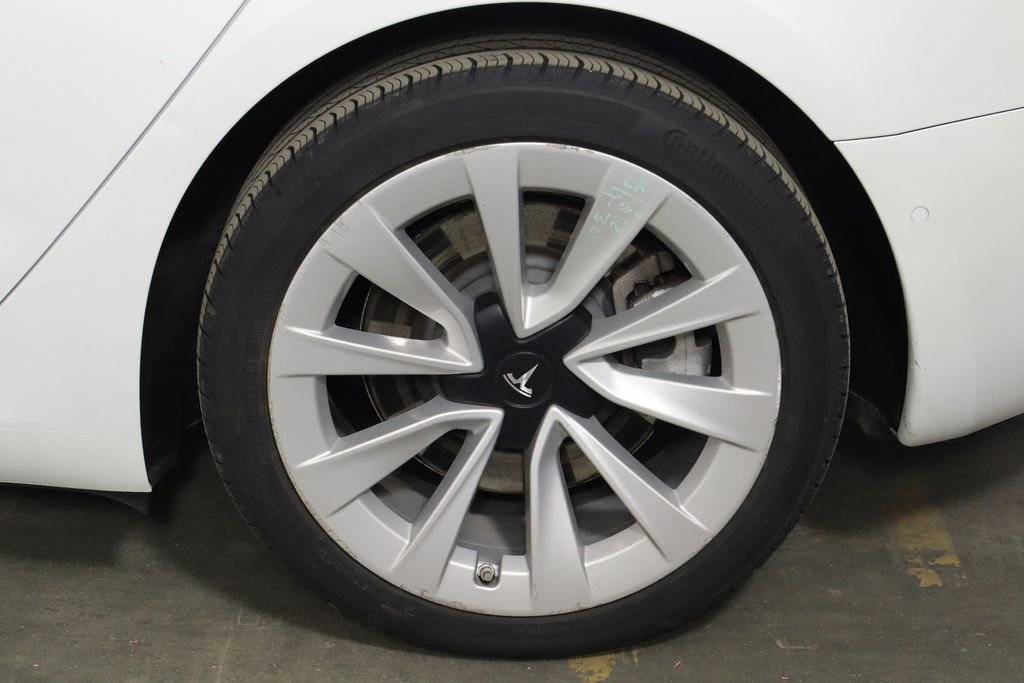 Used 2022 Tesla Model 3 Long Range AWD/4WD image 41