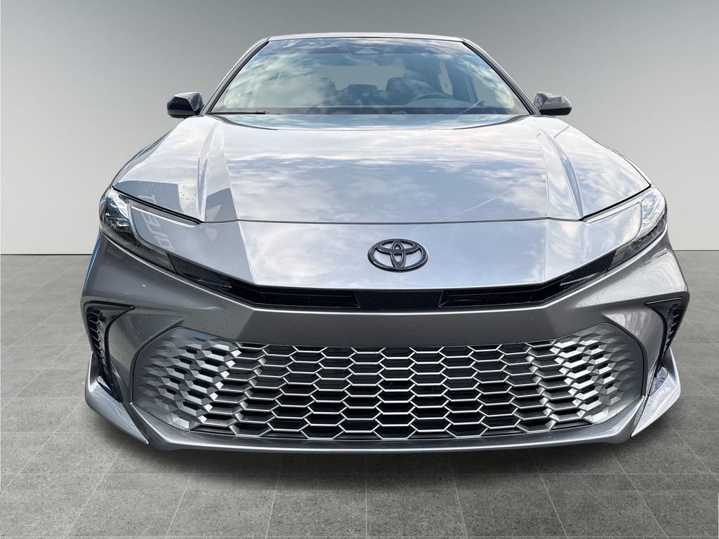 Used 2025 Toyota Camry XSE image 9