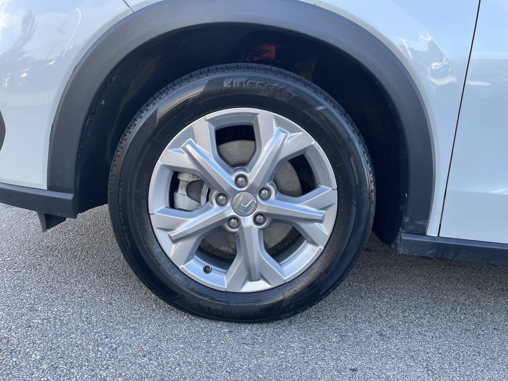 Used 2023 Honda HR-V LX image 9