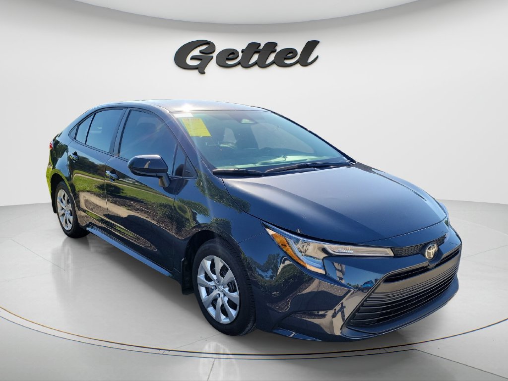 Certified 2026 Toyota Corolla LE FWD image 5