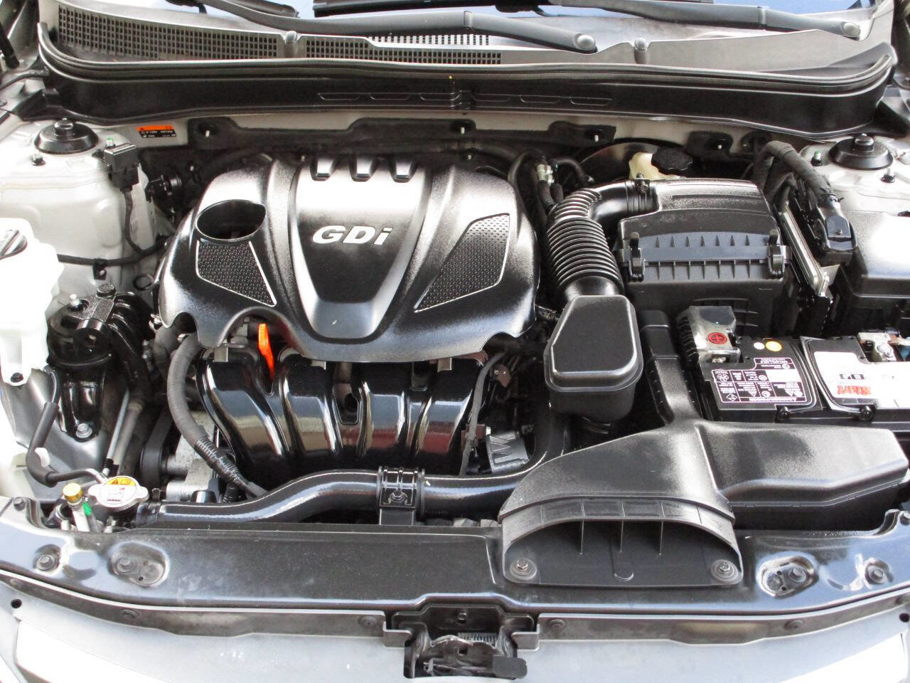 Used 2014 Hyundai Sonata Limited w/ Technology Package 05 FWD image 27