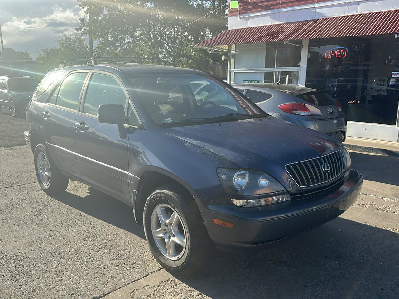 Used 1999 Lexus RX 300 4WD image 3