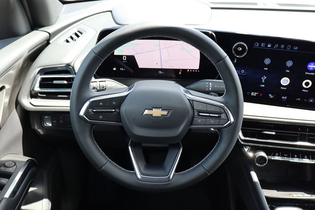 New 2025 Chevrolet Traverse LT w/ Sun and Wheel Package image 16