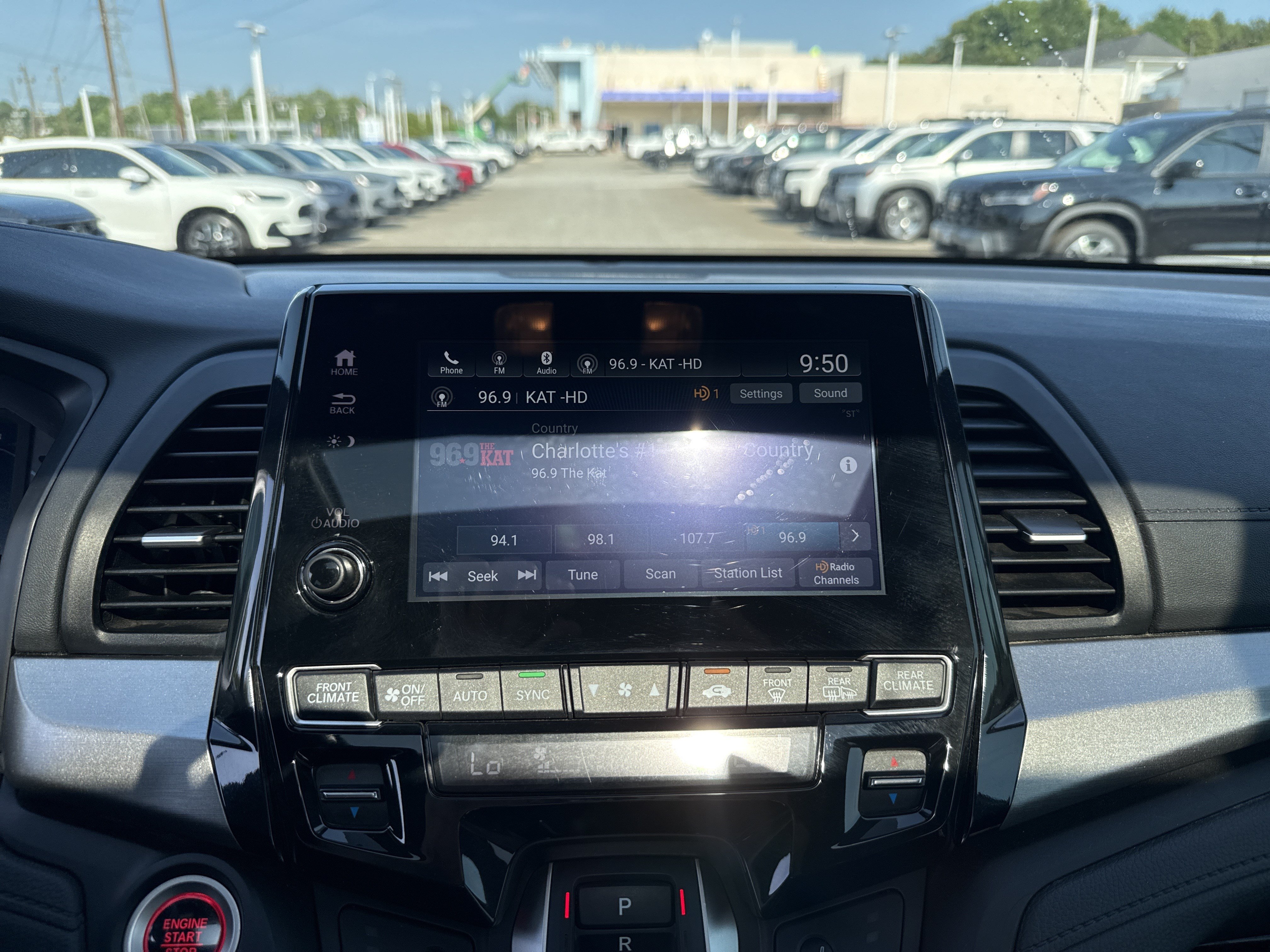 Certified 2024 Honda Odyssey Sport image 23